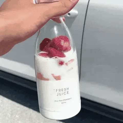 PORDABLE JUICER BLENDER RECHARGEGEBLE